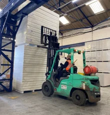 HILT Forklift Loading